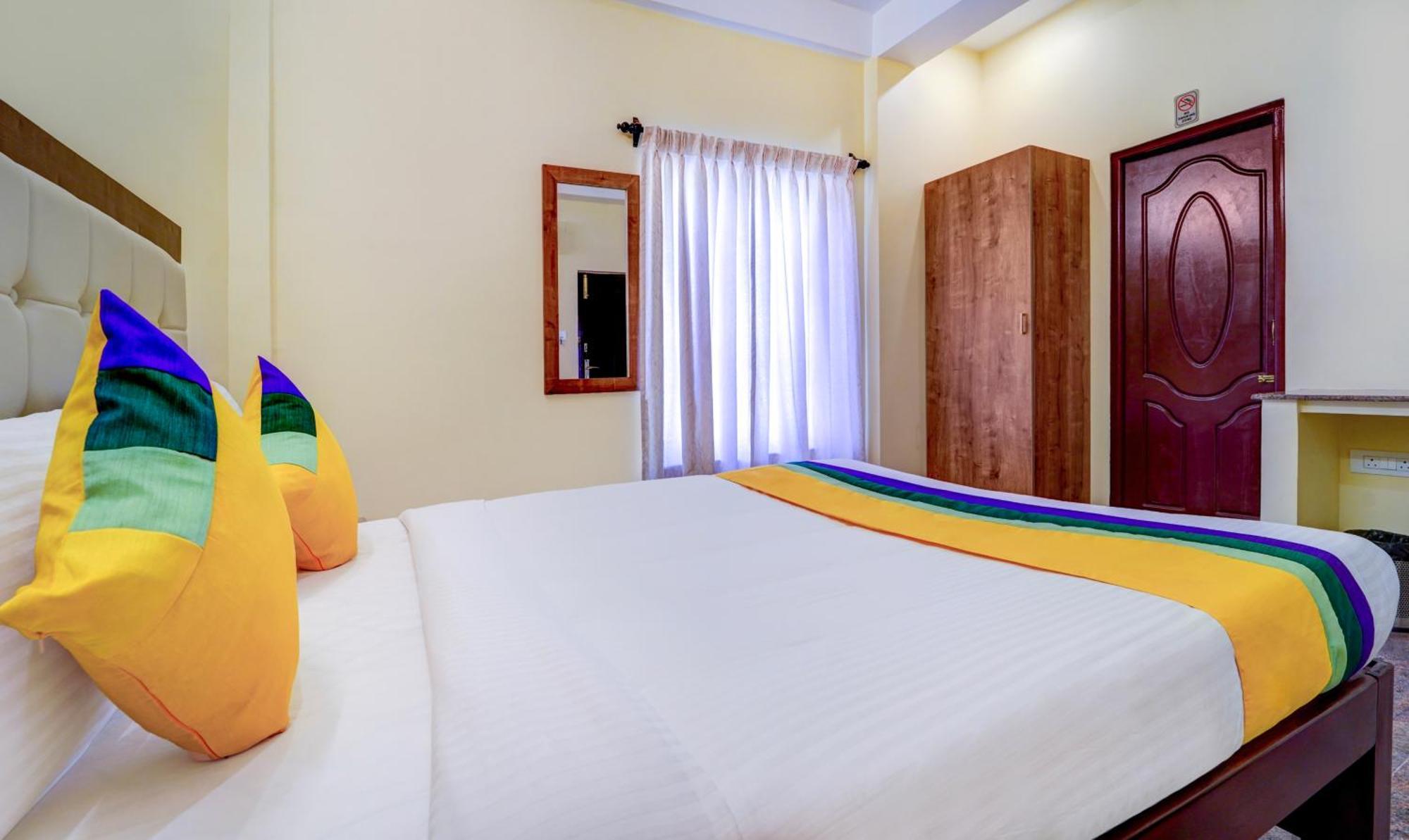 Itsy Hotels Prakasam Residency Pondicherry Eksteriør bilde