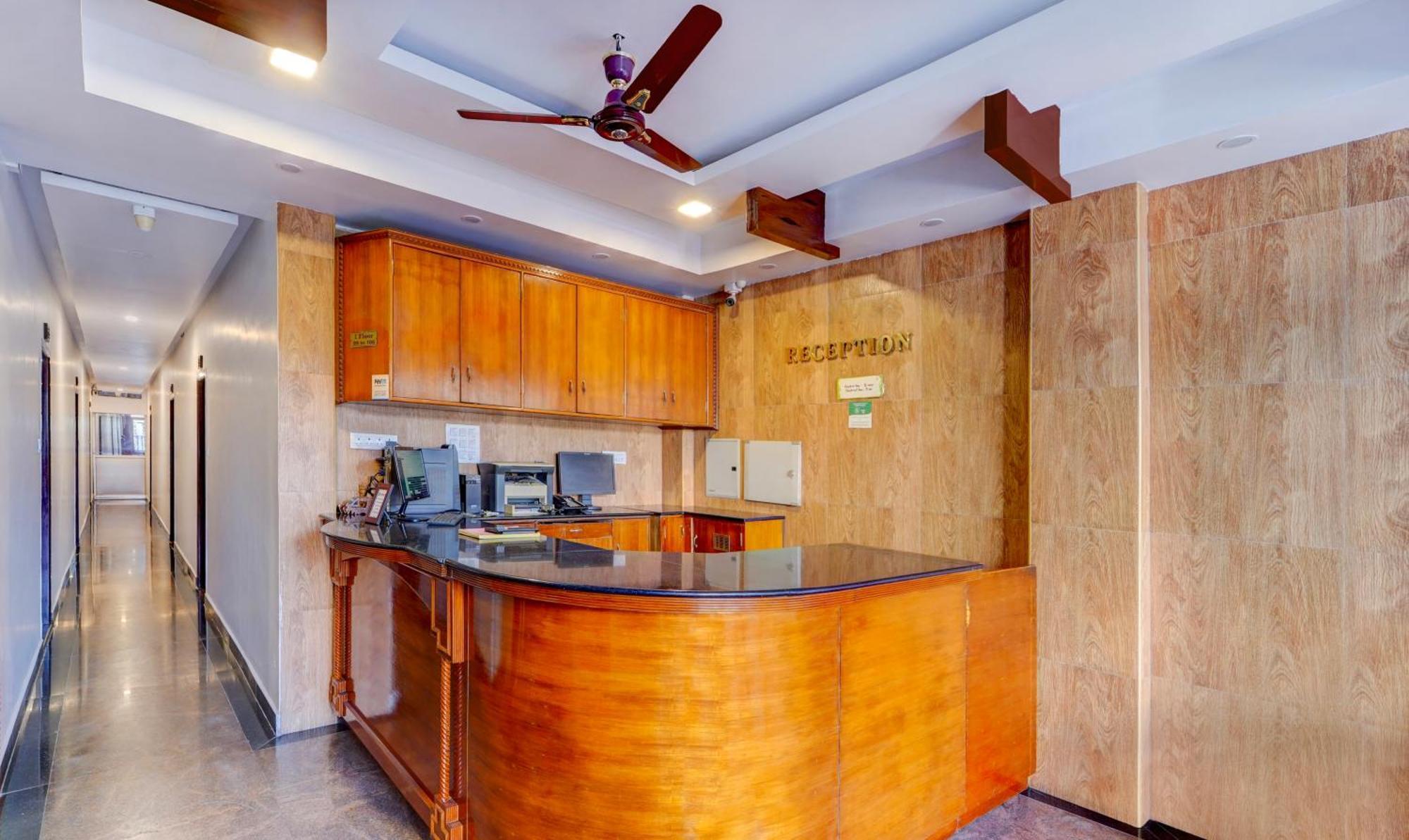Itsy Hotels Prakasam Residency Pondicherry Eksteriør bilde