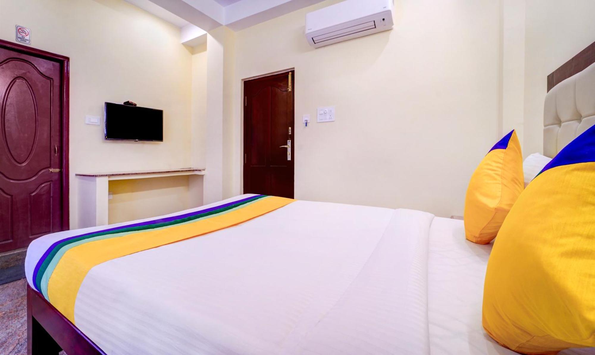 Itsy Hotels Prakasam Residency Pondicherry Eksteriør bilde