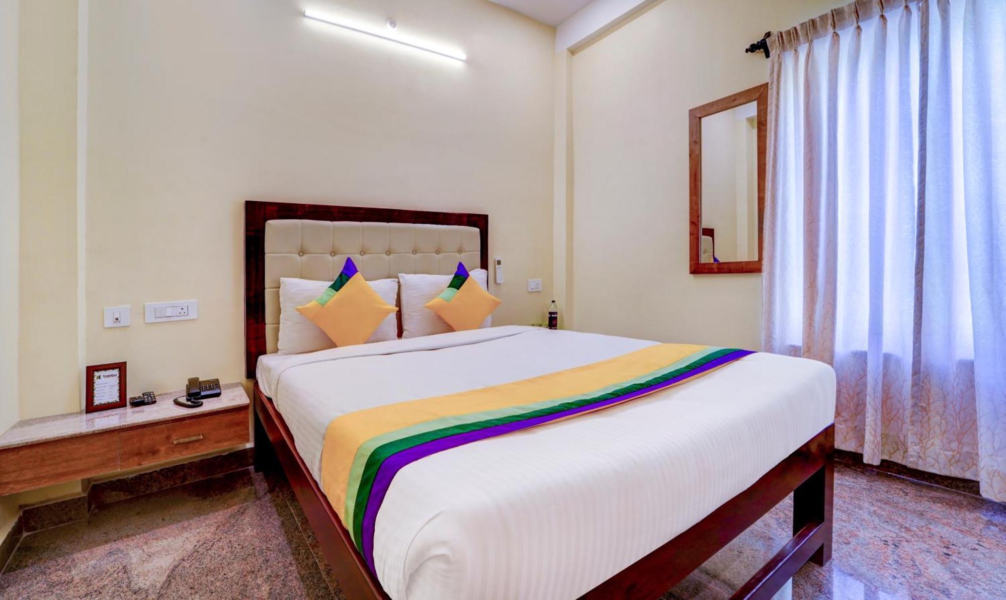 Itsy Hotels Prakasam Residency Pondicherry Eksteriør bilde