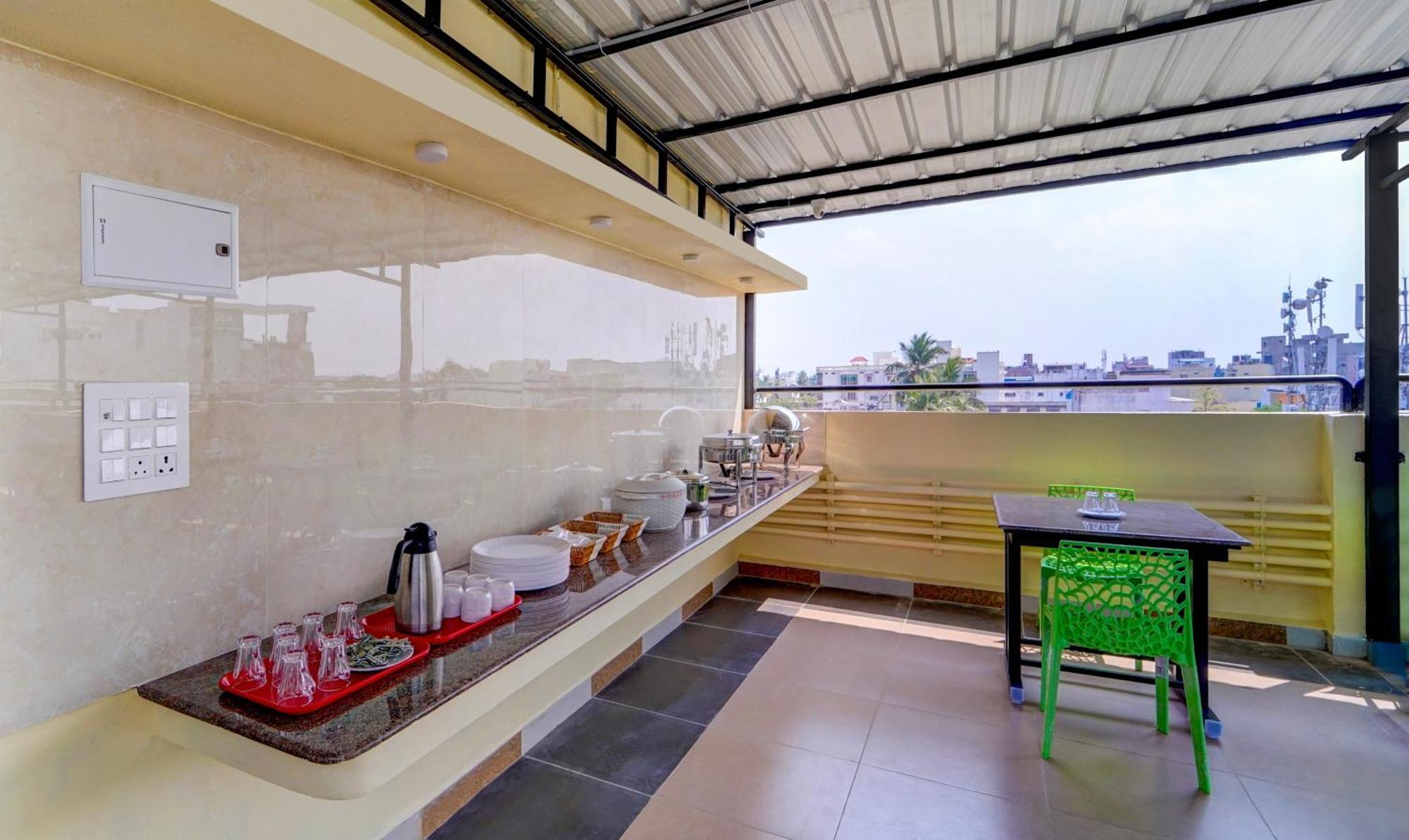 Itsy Hotels Prakasam Residency Pondicherry Eksteriør bilde