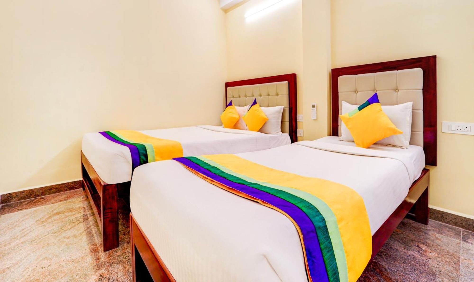 Itsy Hotels Prakasam Residency Pondicherry Eksteriør bilde