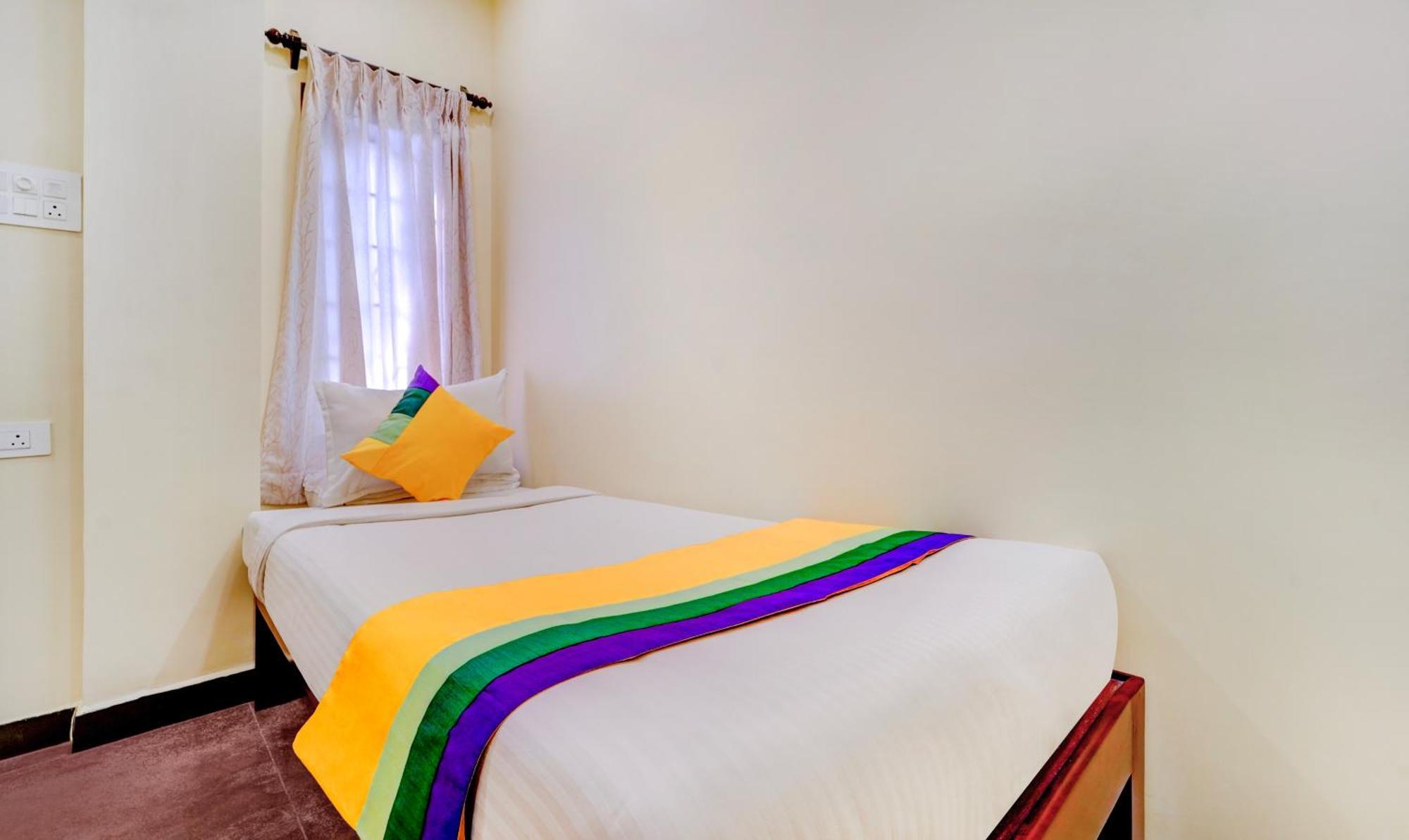 Itsy Hotels Prakasam Residency Pondicherry Eksteriør bilde