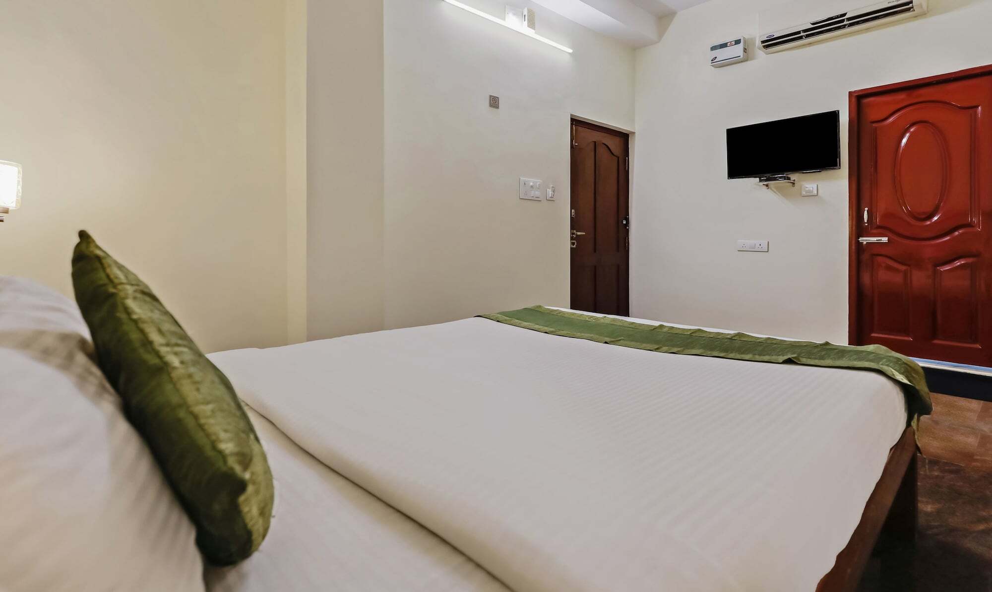 Itsy Hotels Prakasam Residency Pondicherry Eksteriør bilde